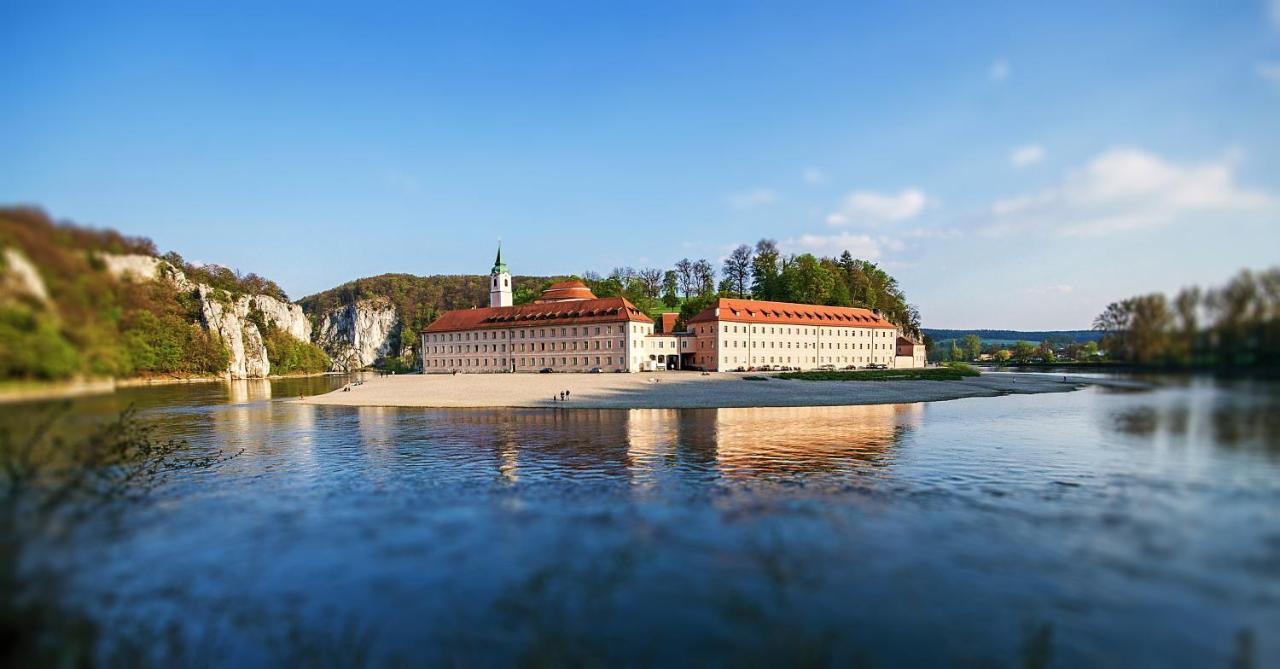 Gaestehaus St. Georg - Weltenburger Klosterbetriebe Gmbh Kelheim Exterior photo